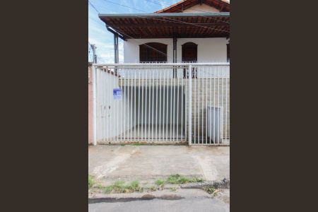 Casa para alugar com 100m², 4 quartos e 1 vagaPlaquinha Instalada