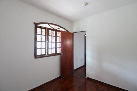 Casa para alugar com 100m², 4 quartos e 1 vagaQuarto 1