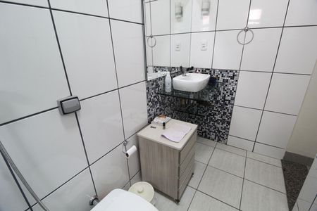 Casa para alugar com 168m², 3 quartos e 4 vagasBanheiro da Suíte