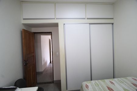 Casa para alugar com 168m², 3 quartos e 4 vagasQuarto