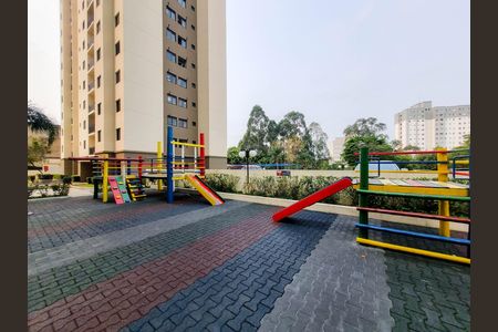 Apartamento para alugar com 50m², 2 quartos e 1 vaga Apartamento para alugar com 50m², 2 quartos e 1 vagaÁrea comum - Playground