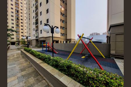 Apartamento para alugar com 50m², 2 quartos e 1 vaga Apartamento para alugar com 50m², 2 quartos e 1 vagaÁrea comum - Playground