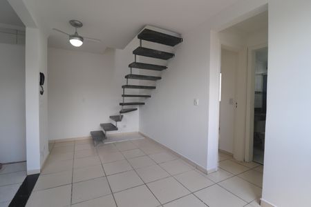 Apartamento para alugar com 102m², 3 quartos e 2 vagasSala
