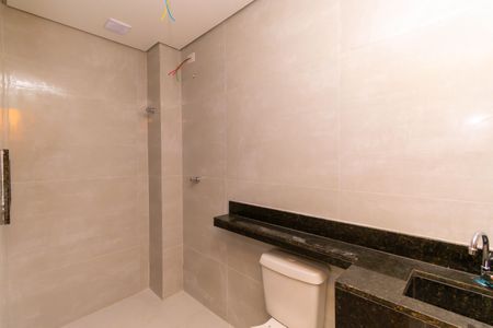 Apartamento para alugar com 70m², 2 quartos e sem vagaBanheiro da Suíte