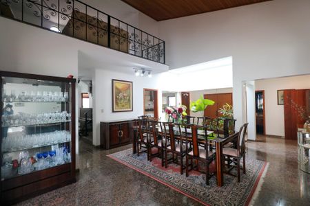Casa à venda com 420m², 5 quartos e 8 vagasSala de Jantar