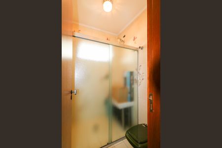 Casa à venda com 420m², 5 quartos e 8 vagasBanheiro da Suíte 4