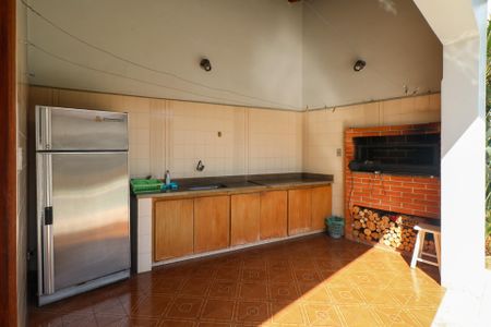 Casa à venda com 420m², 5 quartos e 8 vagasÁrea Gourmet