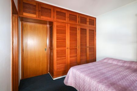 Casa à venda com 420m², 5 quartos e 8 vagasSuíte 1