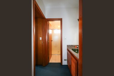 Casa à venda com 420m², 5 quartos e 8 vagasBanheiro da Suíte 4