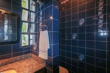 Casa à venda com 420m², 5 quartos e 8 vagasLavabo