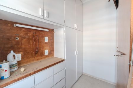 Apartamento para alugar com 126m², 3 quartos e sem vagaQuarto de Serviço
