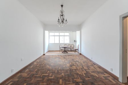 Apartamento para alugar com 126m², 3 quartos e sem vagaSala