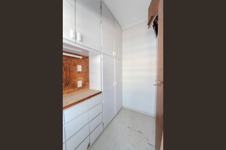 Apartamento para alugar com 126m², 3 quartos e sem vagaQuarto de Serviço