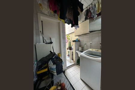 Apartamento à venda com 70m², 3 quartos e 1 vagaÁrea de Serviço