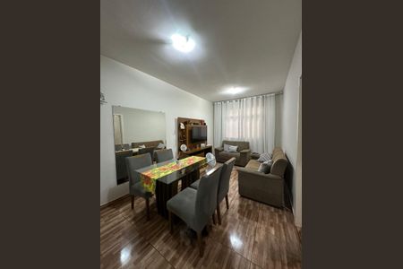 Apartamento à venda com 70m², 3 quartos e 1 vagaSala