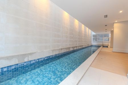 Studio à venda com 30m², 1 quarto e sem vagaÁrea comum - Piscina