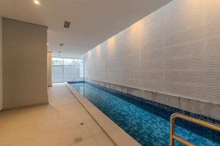 Studio à venda com 30m², 1 quarto e sem vagaÁrea comum - Piscina