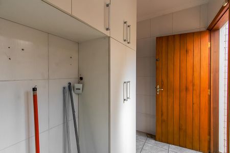 Casa à venda com 160m², 3 quartos e 4 vagas Casa à venda com 160m², 3 quartos e 4 vagasÁrea de Serviço