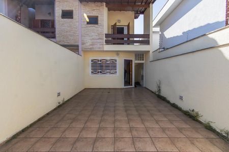 Casa à venda com 160m², 3 quartos e 4 vagas Casa à venda com 160m², 3 quartos e 4 vagasGaragem