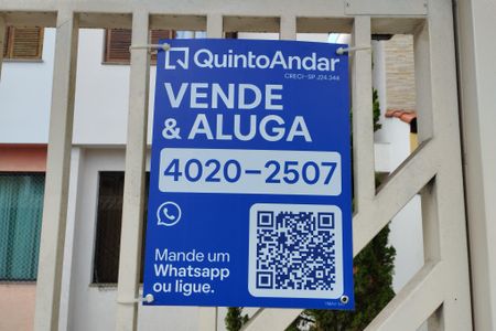 Casa à venda com 145m², 4 quartos e 3 vagasFachada