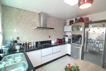 Casa à venda com 145m², 4 quartos e 3 vagasCozinha