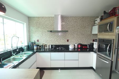 Casa à venda com 145m², 4 quartos e 3 vagasCozinha