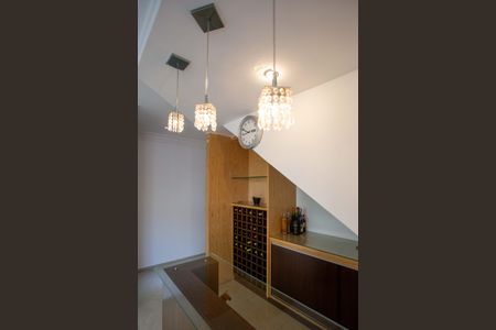 Apartamento à venda com 234m², 3 quartos e 2 vagasBar