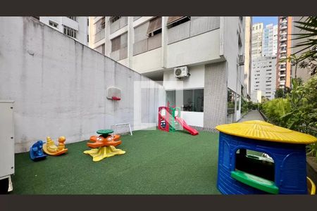 Apartamento para alugar com 144m², 2 quartos e 1 vagaÁrea comum - Playground