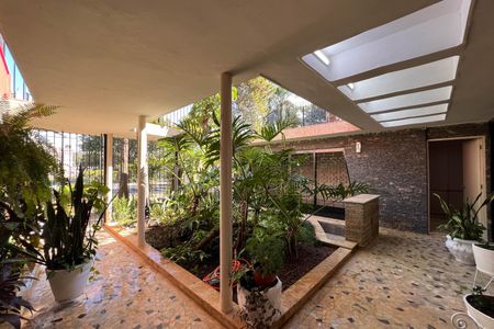 Casa à venda com 280m², 3 quartos e 7 vagasEntrada