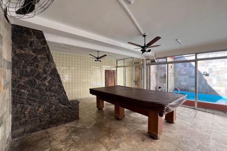 Casa à venda com 280m², 3 quartos e 7 vagasChurrasqueira