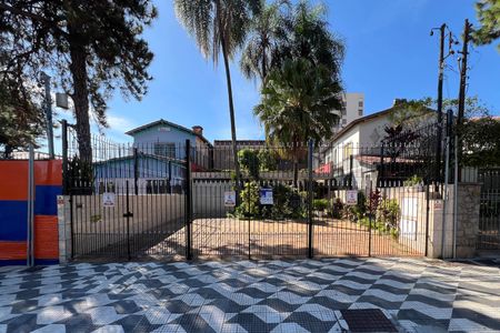 Casa à venda com 280m², 3 quartos e 7 vagasFachada