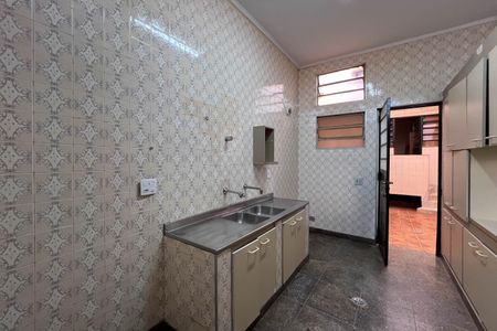 Casa à venda com 280m², 3 quartos e 7 vagasCopa e cozinha