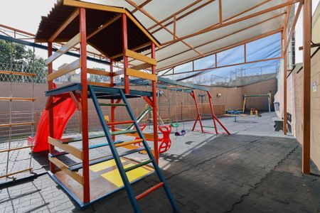 Apartamento à venda com 65m², 3 quartos e 1 vagaÁrea comum - Playground