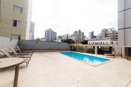 Apartamento para alugar com 56m², 1 quarto e 2 vagas Apartamento para alugar com 56m², 1 quarto e 2 vagasÁrea comum - Piscina