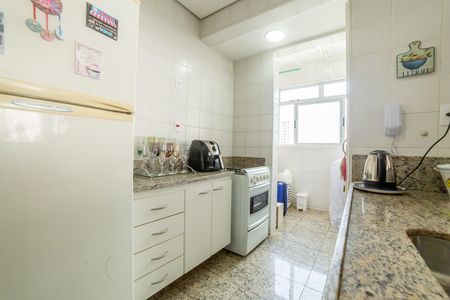 Apartamento para alugar com 56m², 1 quarto e 2 vagas Apartamento para alugar com 56m², 1 quarto e 2 vagasCozinha