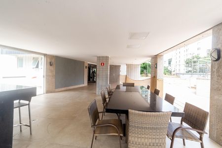 Apartamento para alugar com 56m², 1 quarto e 2 vagas Apartamento para alugar com 56m², 1 quarto e 2 vagasÁrea comum - Salão de festas