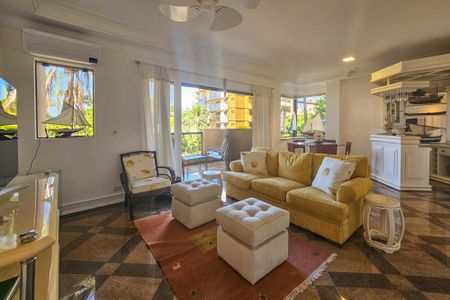 Apartamento para alugar com 170m², 3 quartos e 2 vagas Apartamento para alugar com 170m², 3 quartos e 2 vagasSala