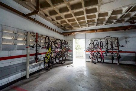 Apartamento à venda com 84m², 3 quartos e 2 vagas Apartamento à venda com 84m², 3 quartos e 2 vagasBicicletário