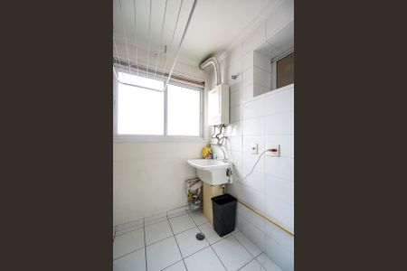 Apartamento à venda com 84m², 3 quartos e 2 vagas Apartamento à venda com 84m², 3 quartos e 2 vagasÁrea de serviço