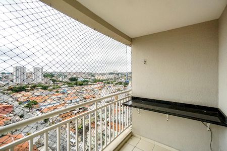 Apartamento à venda com 84m², 3 quartos e 2 vagas Apartamento à venda com 84m², 3 quartos e 2 vagasVaranda