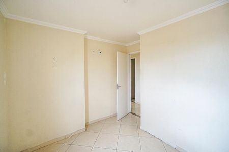 Apartamento à venda com 84m², 3 quartos e 2 vagas Apartamento à venda com 84m², 3 quartos e 2 vagasQuarto 01