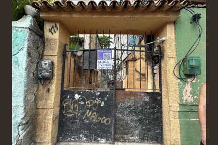 Casa à venda com 40m², 3 quartos e sem vagaPlaca