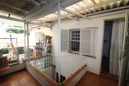 Casa à venda com 112m², 2 quartos e 1 vagaÁrea de Serviço
