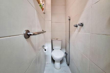 Apartamento à venda com 140m², 3 quartos e sem vagaBanheiro de serviço