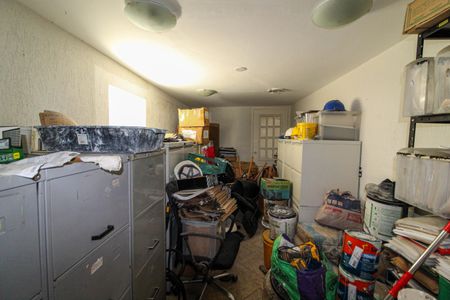 Casa à venda com 500m², 5 quartos e 2 vagas Casa à venda com 500m², 5 quartos e 2 vagasQuarto de Serviço