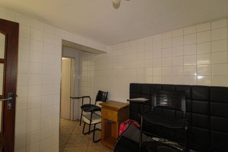 Casa à venda com 500m², 5 quartos e 2 vagas Casa à venda com 500m², 5 quartos e 2 vagasQuarto de Serviço