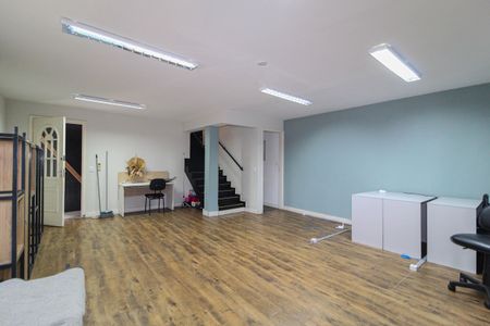 Casa à venda com 500m², 5 quartos e 2 vagas Casa à venda com 500m², 5 quartos e 2 vagasÁrea comum Salão de Festas