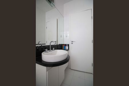 Apartamento à venda com 128m², 3 quartos e 1 vagaBanheiro social