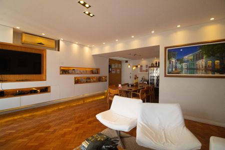 Apartamento à venda com 128m², 3 quartos e 1 vagaSala