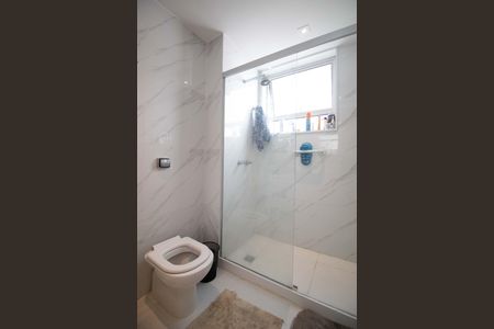 Apartamento à venda com 128m², 3 quartos e 1 vagaBanheiro da Suíte